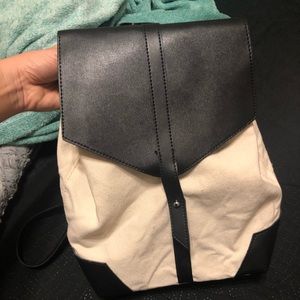 Duex Lux Demi Backpack